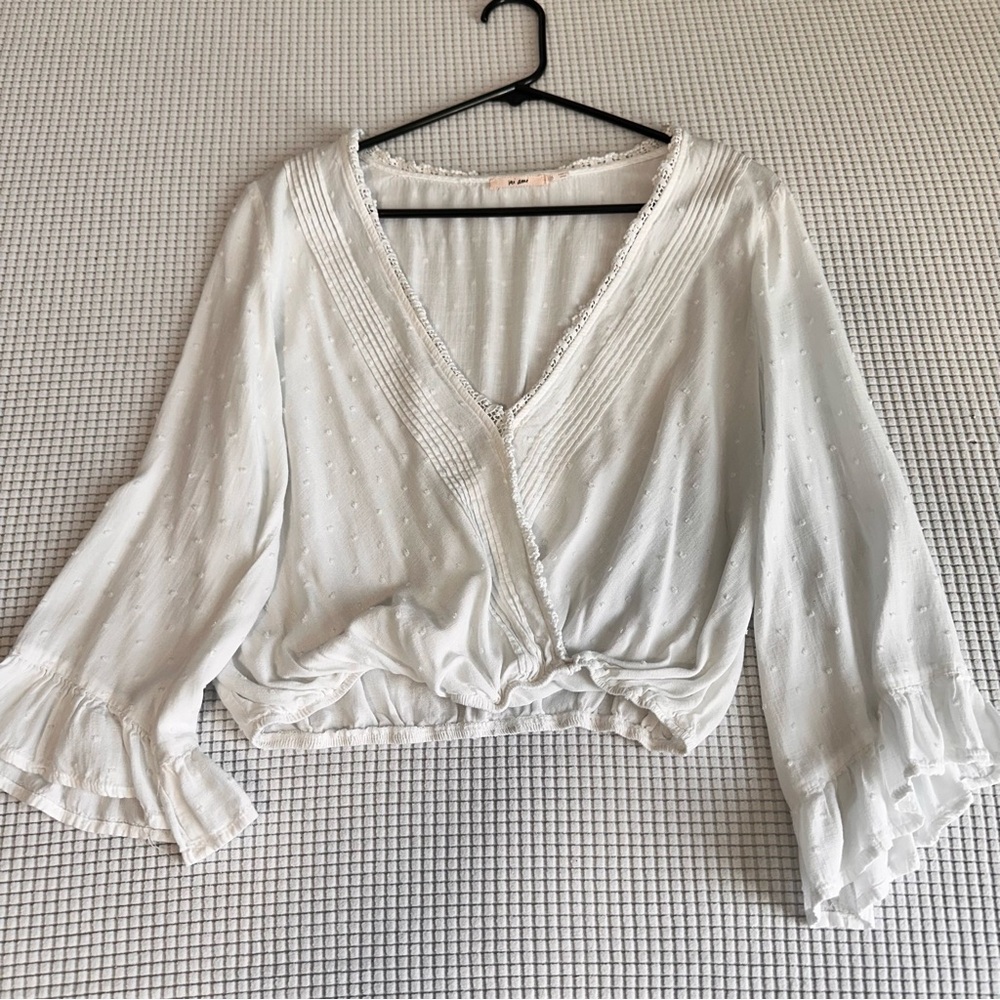 Mi ami White Wrap Cropped Top